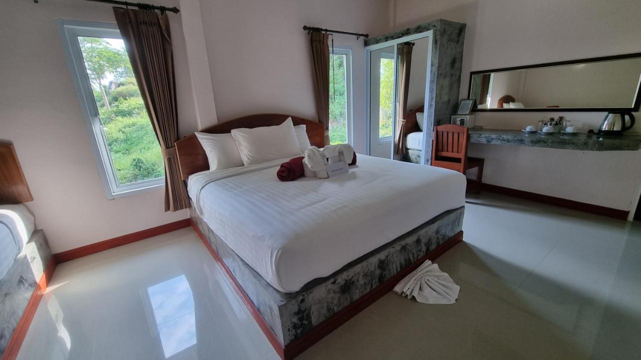 Pawpaw Resort Ламаи-Бич Экстерьер фото